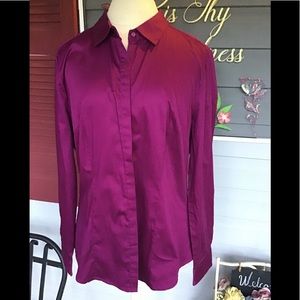 Women’s size large the limited long sleeve top